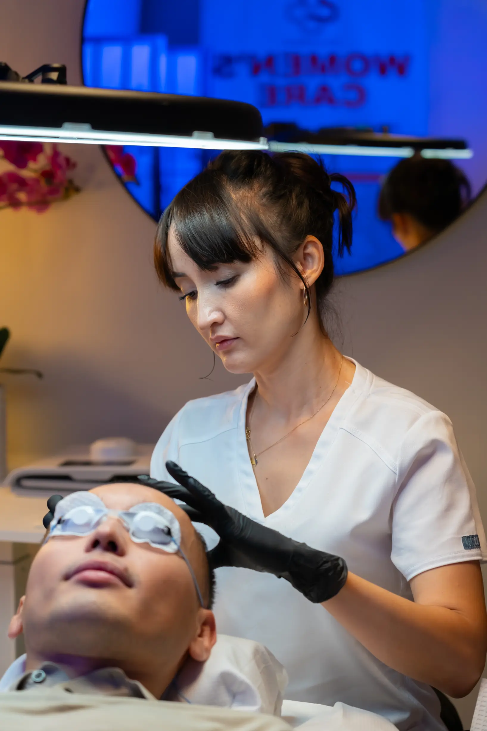 Consultation before scalp treatment at AryNova Aesthetics Mount Prospect med spa