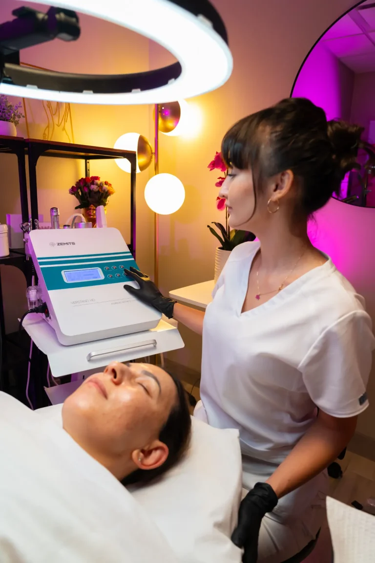 Hydrodermabrasion device and treatment room setup at AryNova Aesthetics Mount Prospect